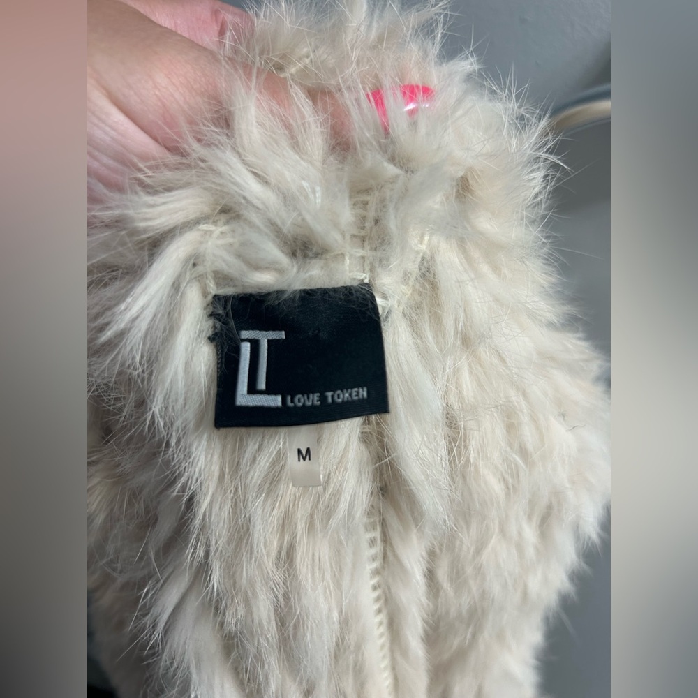 Love Token Genuine Rabbit Fur Vest at Hautelook - Womens Vests - Picture 2 of 9